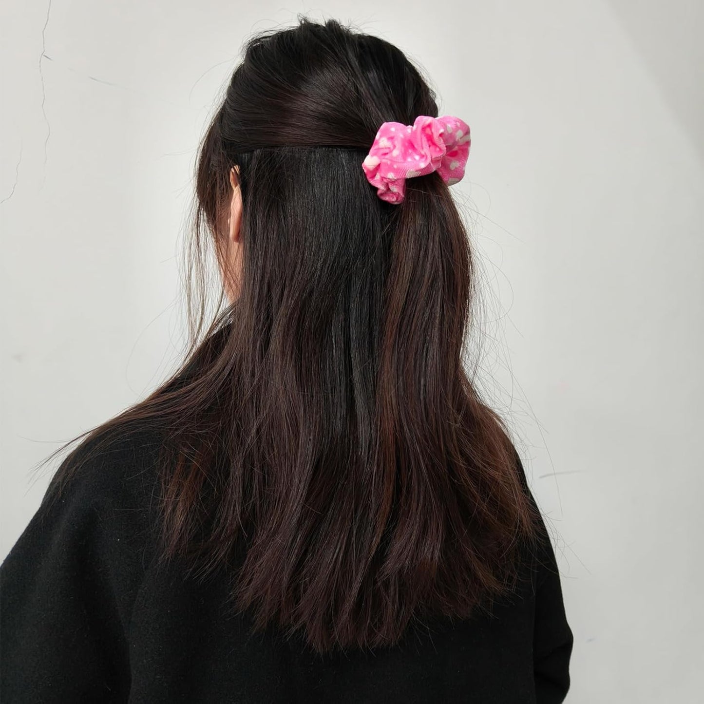 Heart Hair Scrunchies Elastics Hair Band Ponytail Holder Velvet Hair Ropes for Women Girls Valentines Hair Accessories Pink White Red 3PCS